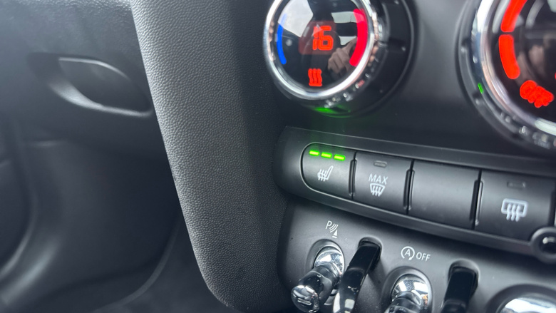 MINI Hatchback 2.0 Cooper S Exclusive 3dr Auto Petrol Hatchback